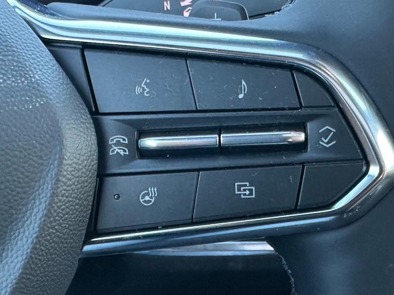 Chevrolet Equinox Vehicle Full-screen Gallery Image 14