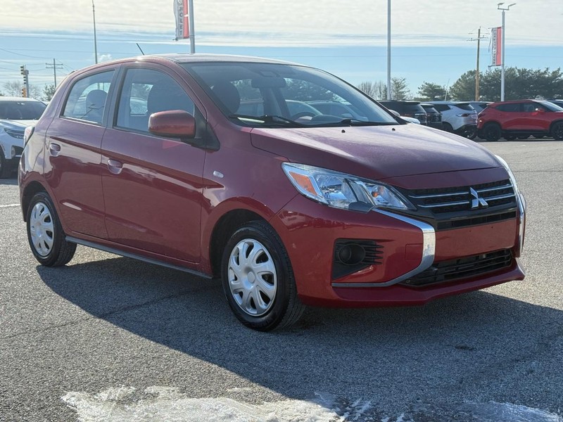 Mitsubishi Mirage Vehicle Full-screen Gallery Image 8