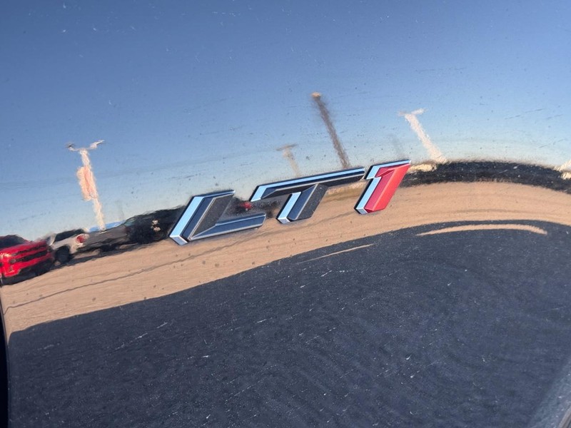 Chevrolet Camaro Vehicle Full-screen Gallery Image 07