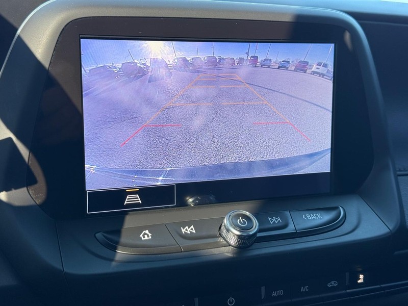 Chevrolet Camaro Vehicle Full-screen Gallery Image 18