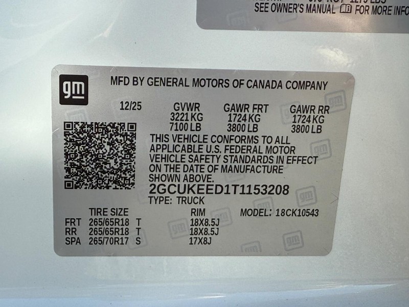 Chevrolet Silverado 1500 Vehicle Full-screen Gallery Image 18