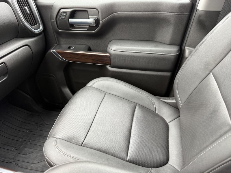 GMC Sierra 1500 Vehicle Full-screen Gallery Image 20