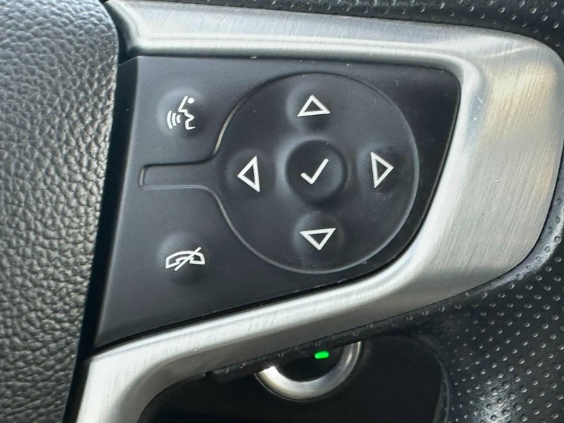 GMC Terrain Vehicle Full-screen Gallery Image 19