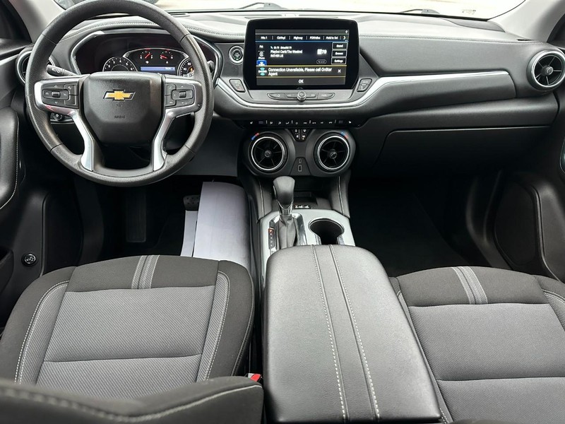 Chevrolet Blazer Vehicle Full-screen Gallery Image 11