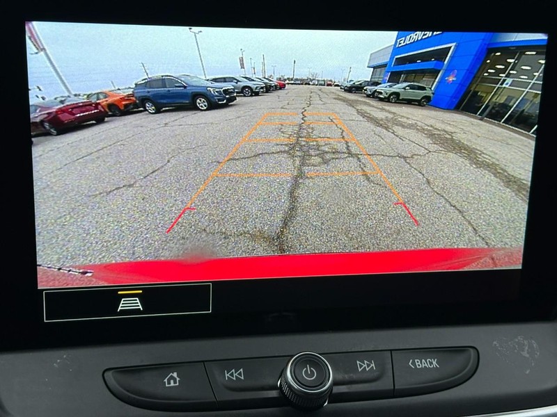 Chevrolet Blazer Vehicle Full-screen Gallery Image 22