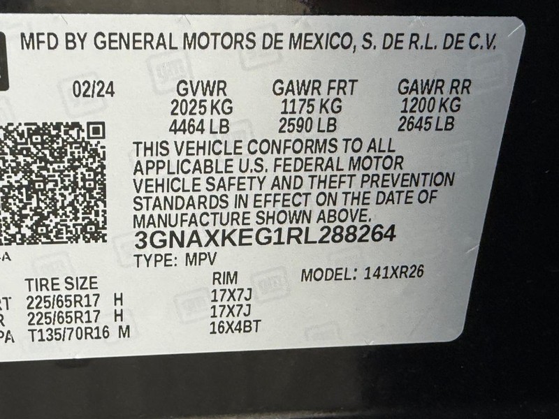 Chevrolet Equinox Vehicle Full-screen Gallery Image 24