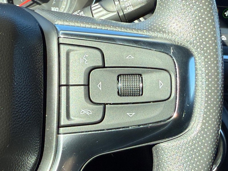 Chevrolet Blazer Vehicle Full-screen Gallery Image 09