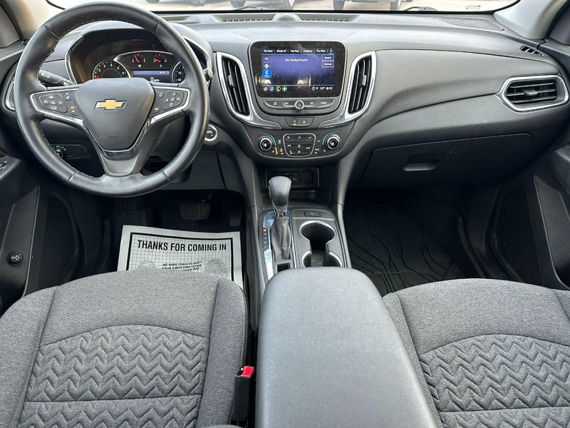 Chevrolet Equinox Vehicle Full-screen Gallery Image 11