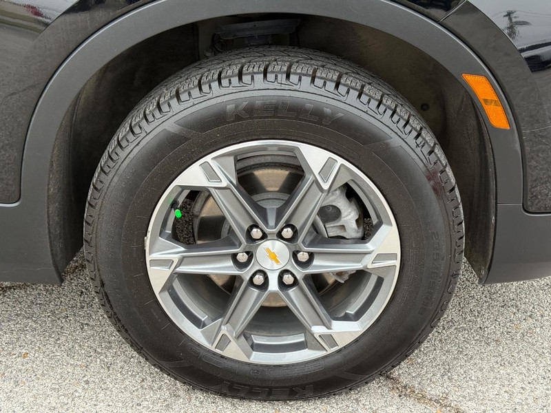 Chevrolet Blazer Vehicle Full-screen Gallery Image 07