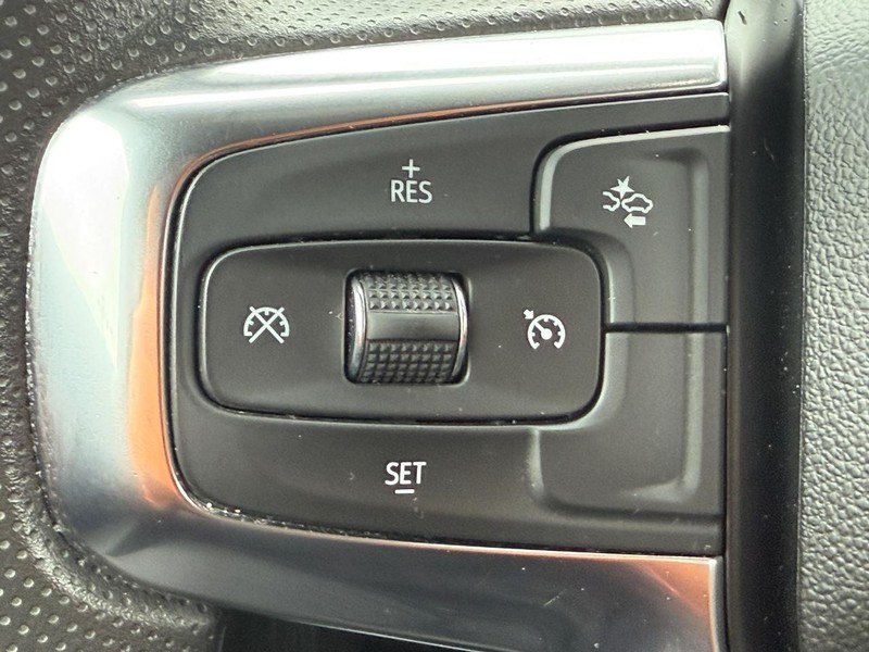 Chevrolet Blazer Vehicle Full-screen Gallery Image 13