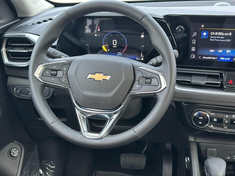 Chevrolet TrailBlazer Vehicle Full-screen Gallery Image 7