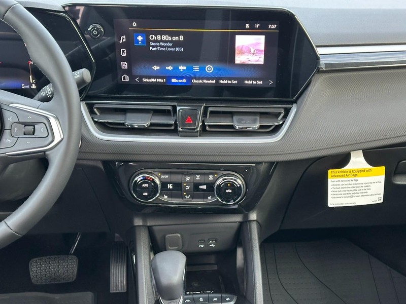 Chevrolet TrailBlazer Vehicle Full-screen Gallery Image 8