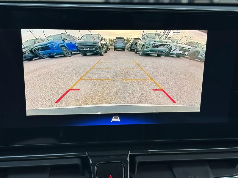 Chevrolet TrailBlazer Vehicle Full-screen Gallery Image 15