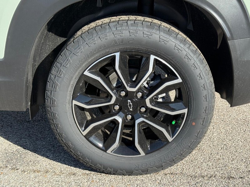 Chevrolet TrailBlazer Vehicle Full-screen Gallery Image 4