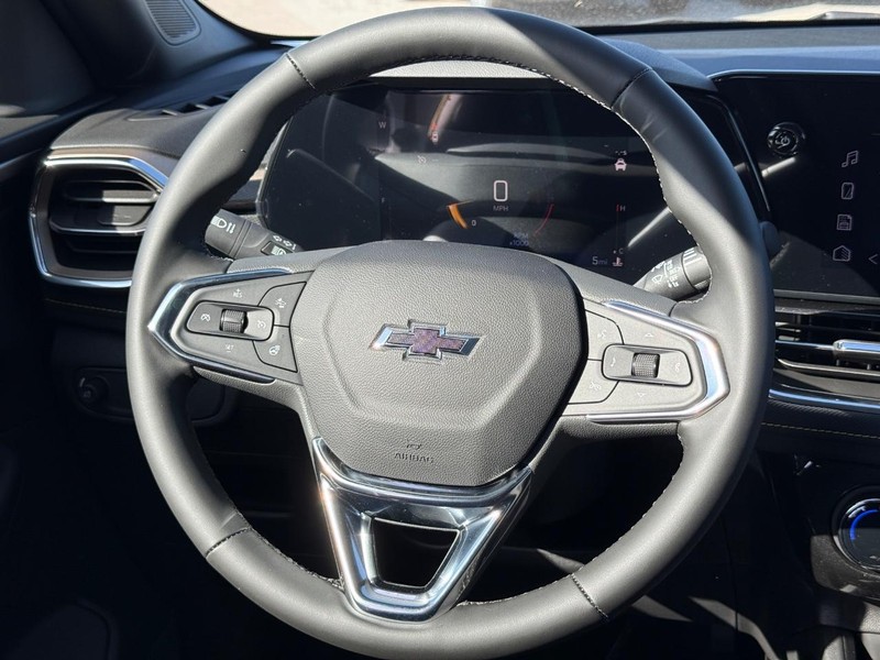 Chevrolet TrailBlazer Vehicle Full-screen Gallery Image 7