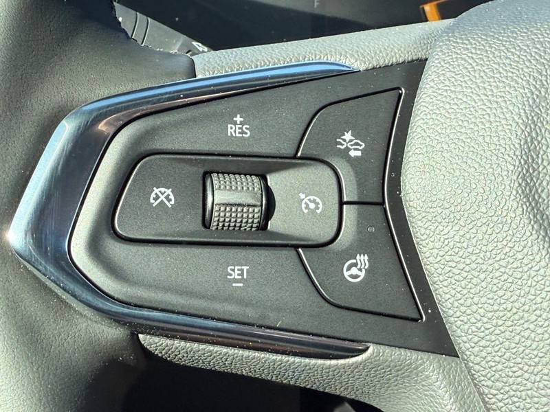 Chevrolet TrailBlazer Vehicle Full-screen Gallery Image 8