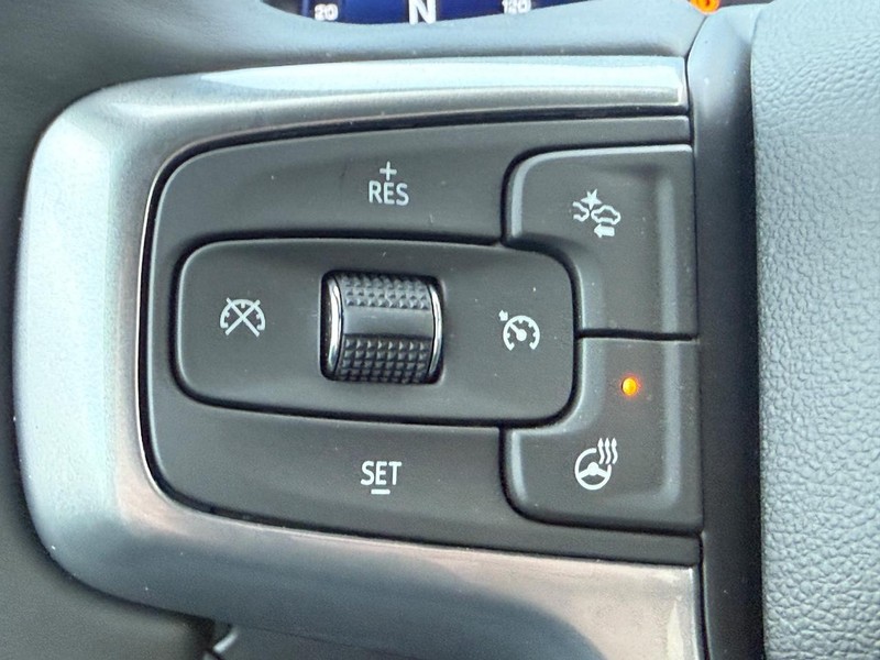 Chevrolet Silverado 1500 Vehicle Full-screen Gallery Image 8