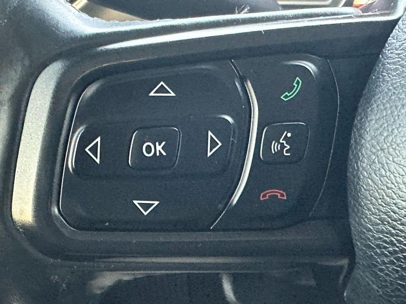 Jeep Wrangler Unlimited Vehicle Full-screen Gallery Image 18