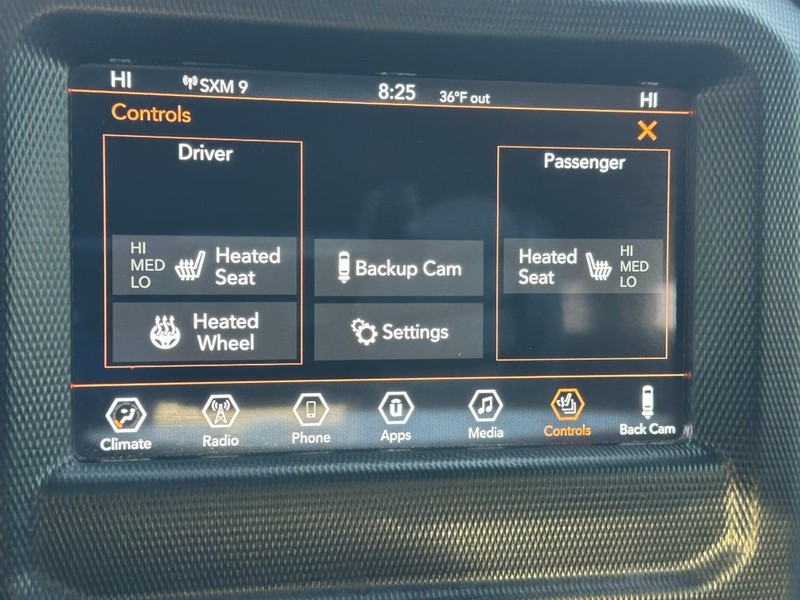 Jeep Wrangler Unlimited Vehicle Full-screen Gallery Image 21