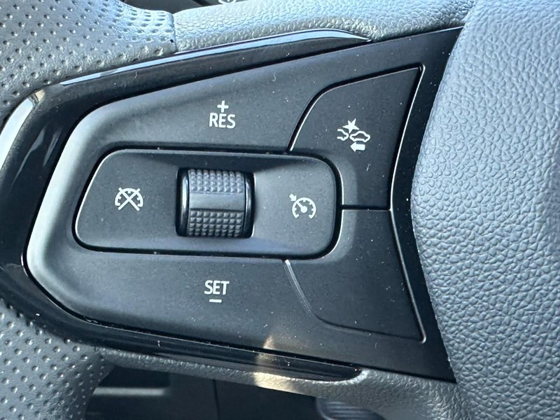 Chevrolet TrailBlazer Vehicle Full-screen Gallery Image 11