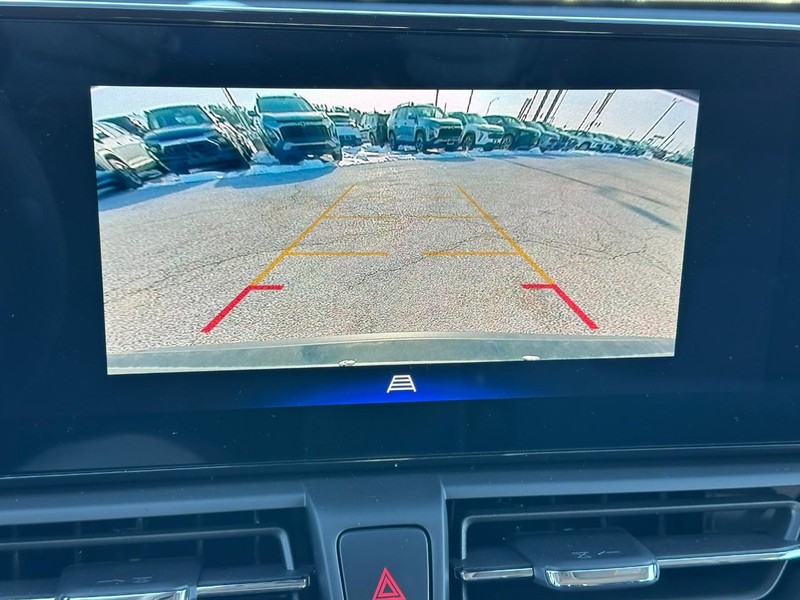 Chevrolet TrailBlazer Vehicle Full-screen Gallery Image 13