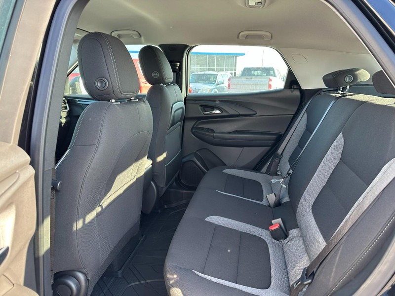 Chevrolet TrailBlazer Vehicle Full-screen Gallery Image 4