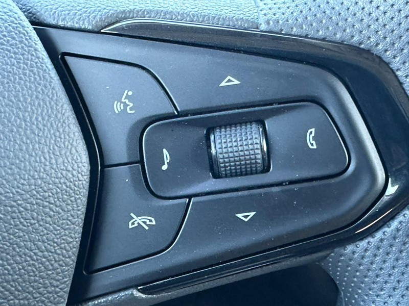 Chevrolet TrailBlazer Vehicle Full-screen Gallery Image 12