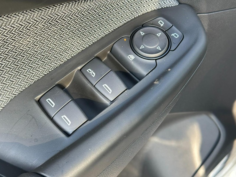 Chevrolet TrailBlazer Vehicle Full-screen Gallery Image 9