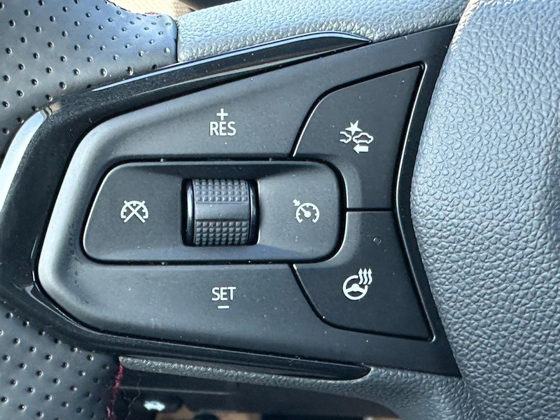 Chevrolet TrailBlazer Vehicle Full-screen Gallery Image 12