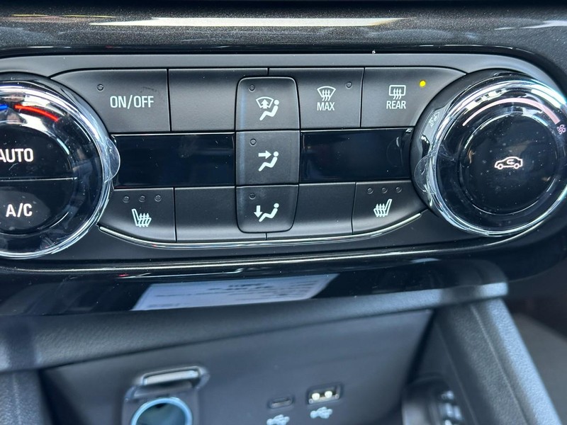 Chevrolet TrailBlazer Vehicle Full-screen Gallery Image 14