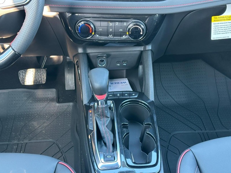 Chevrolet TrailBlazer Vehicle Full-screen Gallery Image 8