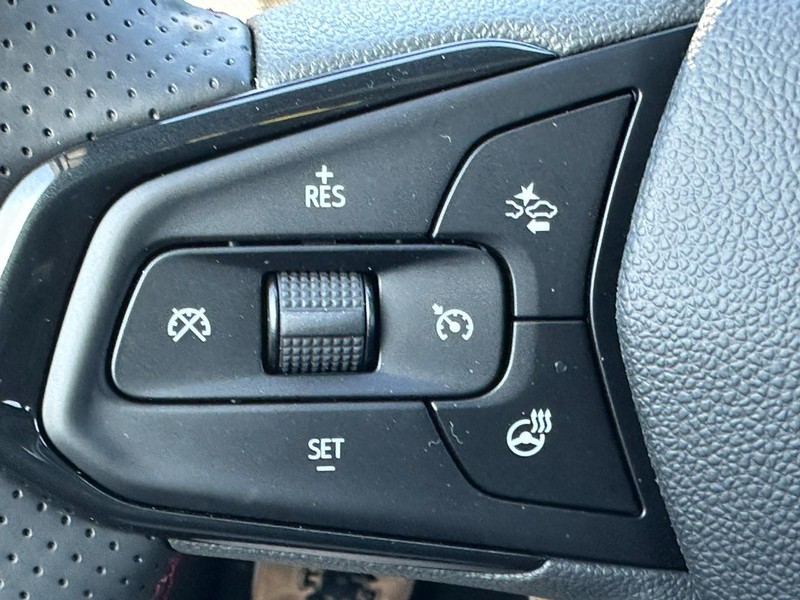 Chevrolet TrailBlazer Vehicle Full-screen Gallery Image 11