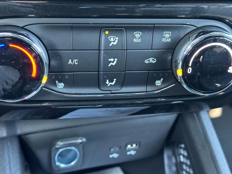 Chevrolet TrailBlazer Vehicle Full-screen Gallery Image 13