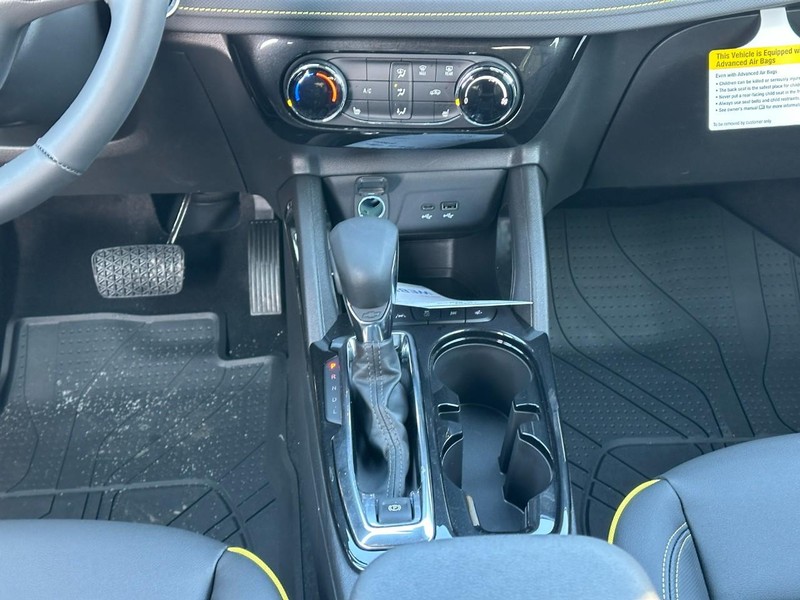 Chevrolet TrailBlazer Vehicle Full-screen Gallery Image 8