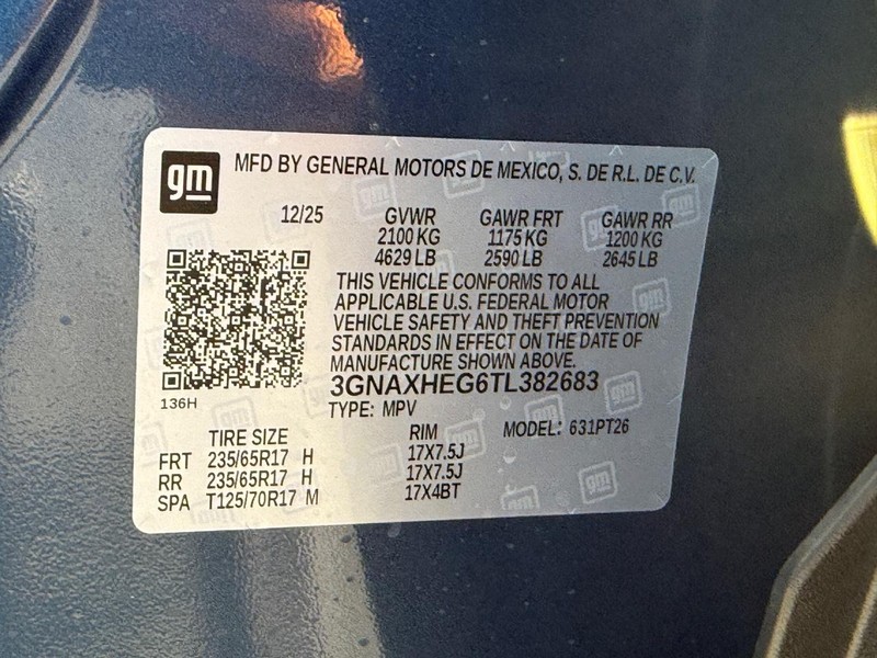 Chevrolet Equinox Vehicle Full-screen Gallery Image 18