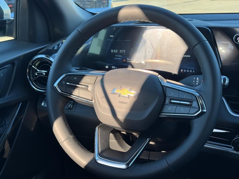 Chevrolet Equinox Vehicle Full-screen Gallery Image 7