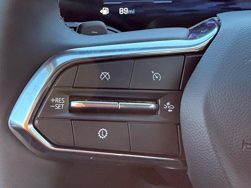 Chevrolet Equinox Vehicle Full-screen Gallery Image 8