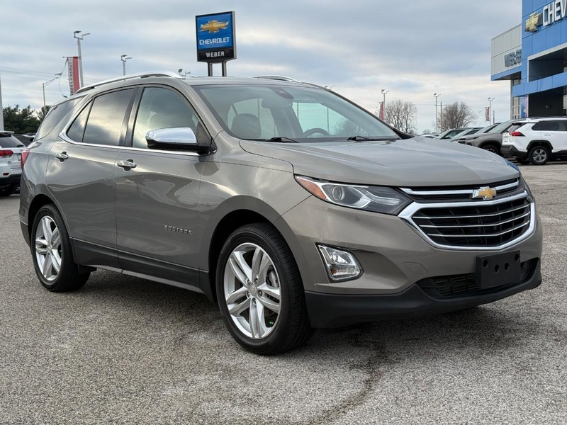 Chevrolet Equinox Vehicle Full-screen Gallery Image 8