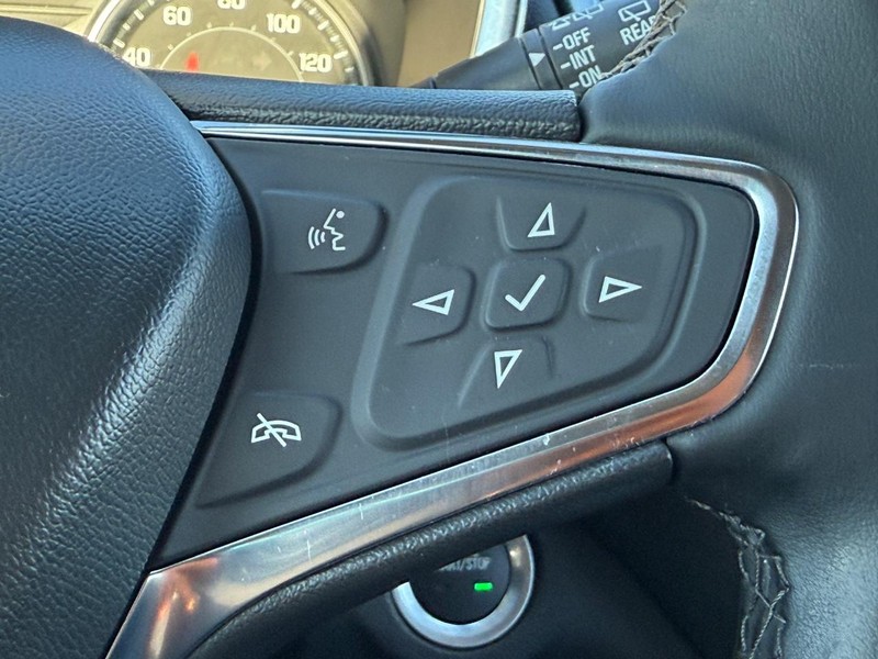 Chevrolet Equinox Vehicle Full-screen Gallery Image 9