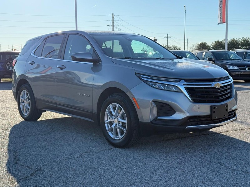 Chevrolet Equinox Vehicle Full-screen Gallery Image 8