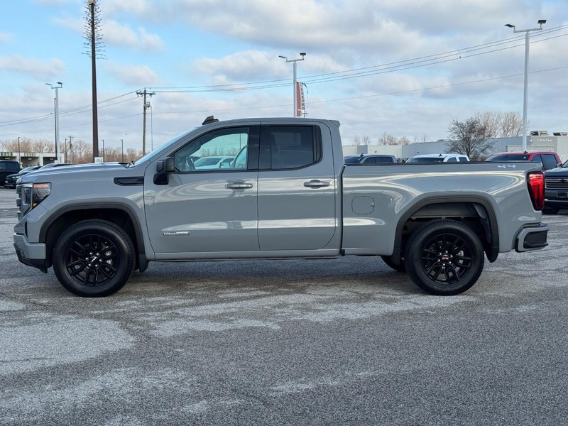 GMC Sierra 1500 Vehicle Full-screen Gallery Image 2