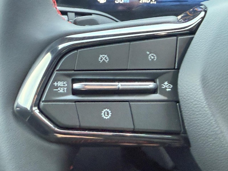 Chevrolet Equinox Vehicle Full-screen Gallery Image 8