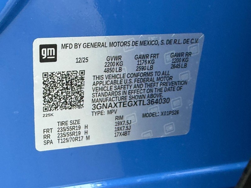 Chevrolet Equinox Vehicle Full-screen Gallery Image 21