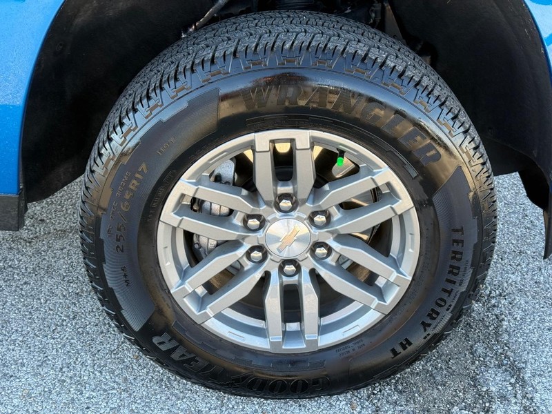 Chevrolet Colorado Vehicle Full-screen Gallery Image 7