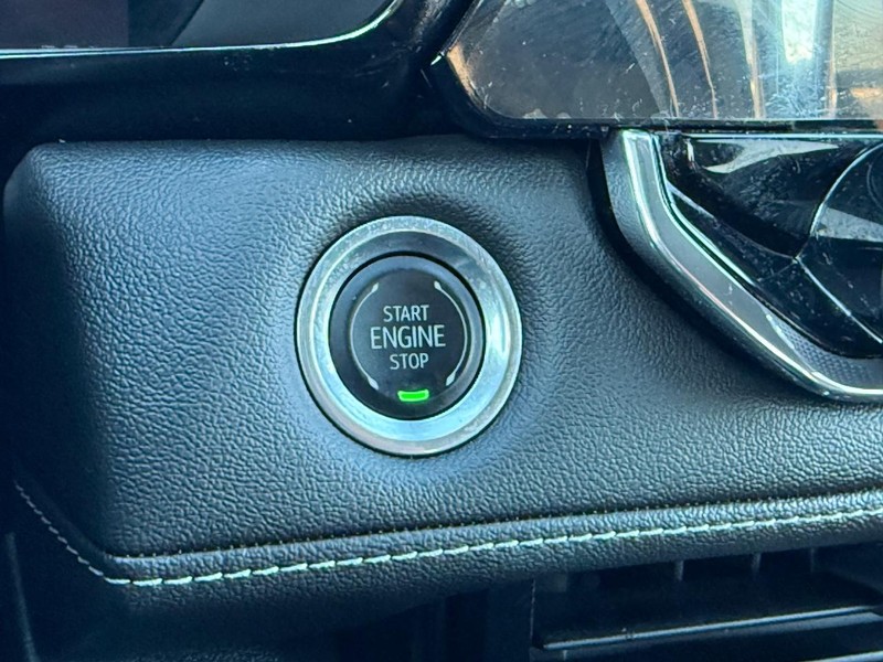 Chevrolet Colorado Vehicle Full-screen Gallery Image 15