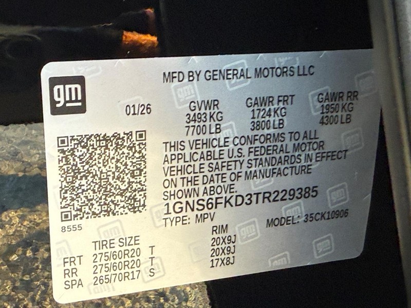 Chevrolet Suburban Vehicle Full-screen Gallery Image 22