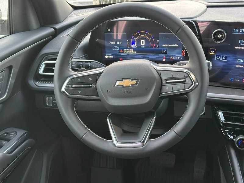 Chevrolet Traverse Vehicle Full-screen Gallery Image 7