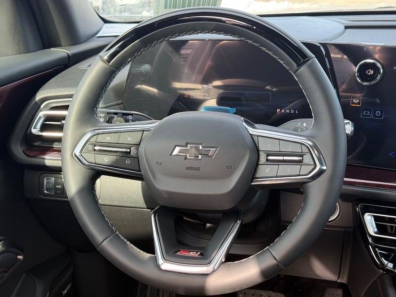 Chevrolet Traverse Vehicle Full-screen Gallery Image 9