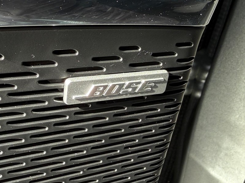 Chevrolet Traverse Vehicle Full-screen Gallery Image 16