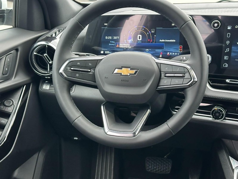 Chevrolet Equinox Vehicle Full-screen Gallery Image 6